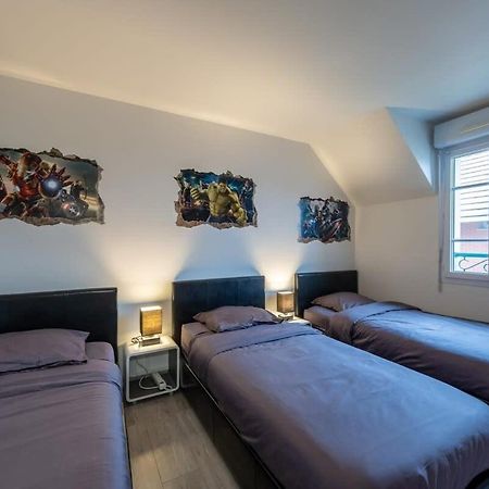מאני-לה-הונגרה Disney Avengers Home מראה חיצוני תמונה