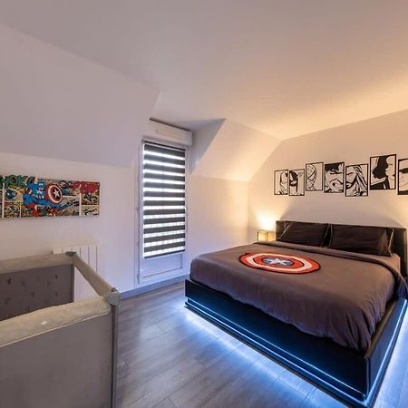 מאני-לה-הונגרה Disney Avengers Home מראה חיצוני תמונה