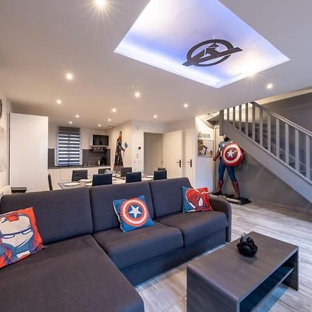 מאני-לה-הונגרה Disney Avengers Home מראה חיצוני תמונה